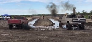 Dueling Ford Trucks Off-Road Drag Racing - Ford-Trucks.com