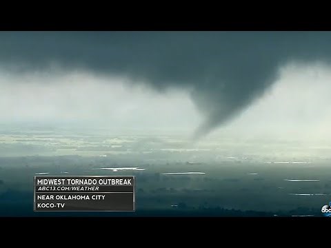 LIVE: Tornadoes, funnel clouds form in north Texas
