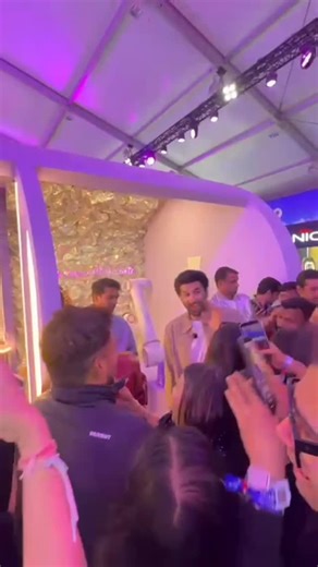 Instant Bollywood on Instagram: "Packed house alert 💫Aditya Roy Kapur and Ananya Birla pulled a houseful at the @lovetc.beauty booth 🔥 . . . . #AnanyaBirla #LoveTC #AdityaRoyKapur"