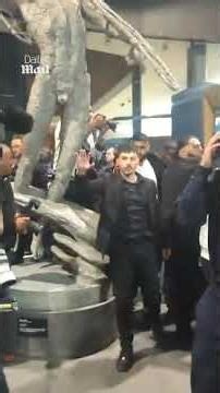 ISIS brides land at Melbourne airport