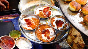 323K views · 10K reactions | Varanasi ki Best ALOO TIKKI Chaat @ Rs.45/- | Spiceler | Facebook