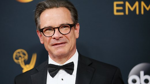 Peter Scolari, 'Bosom Buddies' and 'Newhart' star, dies at 66