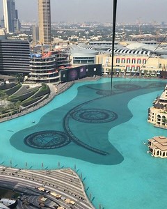 Live zip lining across the Burj Khalifa water fountains in #DOOOBS #Dubai #XDubai 󾍘🏽󾰬 | The Body Coach