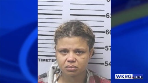 Mobile police arrest woman in domestic violence incident