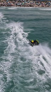 When the sea breeze meets horsepower 🌊🔋 . . . #teams6racing #adrenaline #inflatableboatracing #sixgunngrilltransagulhas | Team S16 - Inflatable Boat Racing