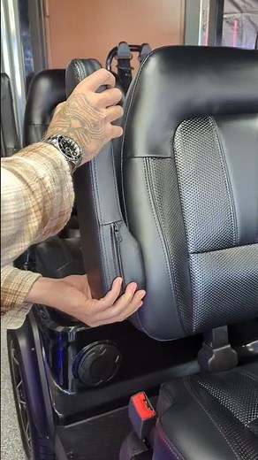 How to detach an armrest from the Evolution.