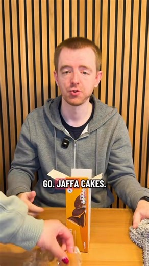 Cheap v Expensive Jaffa Cakes 🤔 | Dazza's Other Page