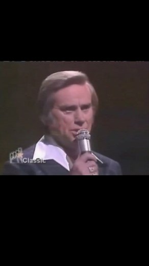 Happy Birthday George Jones! King George singin' "If Drinkin Don't Kill Me" .... Real Country Music .... #georgejones #goodolddays #live #realcountrymusic #countrymusic #countrymusicsinger #pioneer #countrymusicfans #watch #fyp #thepossum #legend #happybirthday #countrymusiclover | The Possum Keepin' Country Music Country