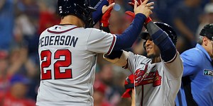 Braves rout Phillies as pivotal week nears