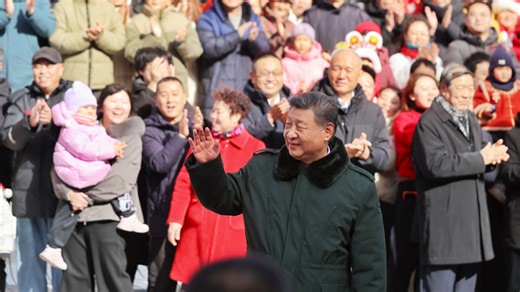 Chinese President Xi Jinping visits people in Beijing ahead of Spring Festival