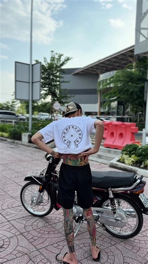 Áo Thun Cotton 4 Chiều: Thoải Mái và Đẹp Mắt