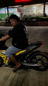 5.4K views · 92 reactions | Loade motor❎ loaded driver ✅ #fypシ゚viralシfypシ゚ #fypシviralシ2025 #jrmotoworkz #fypシ #yamaha #y16zrmalaysia Jrmoto Workz | JR MOTO TV | Facebook