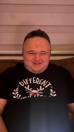 41K views · 2K reactions | Christmas songs made an entrance yesterday! Ewen was over the moon to hear, see and immerse himself in the atmosphere of Christmas yesterday evening. From decorating (video to come later this weekend) to tunes, lights and snacks - he soaked up every minute ❤️ and both our cups were filled. It’s hard to know how much he understands, but he recognises the time of year, and he loves every second. | Ewen and Me | Facebook