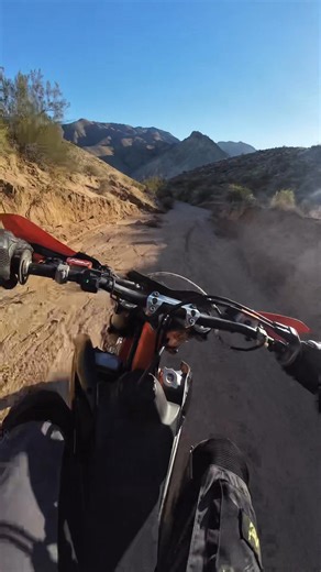 EXERCISING IN JAWBONE CANYON | jawbone_channel