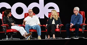 Tim Cook, Jony Ive, and Laurene Powell Jobs talk Steve Jobs's legacy, Tesla design, and much more - 9to5Mac