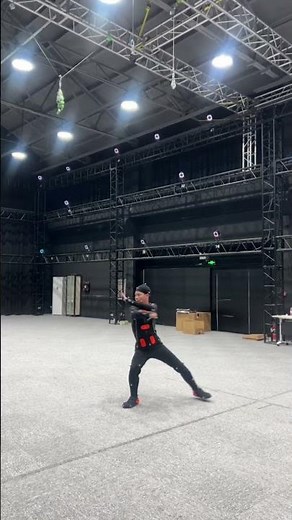 The robot began to be trained with real machine data #mocap #robot