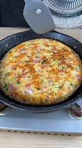 Avez-vous du riz cuit à la maison ? Ne le jetez pas ! Réalisez cette délicieuse recette en quelques minutes seulement ! | Super Recettes