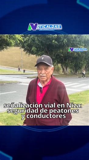 #alcaldiademanizales Nueva señalización vial en Niza: seguridad de peatones y conductores Más de 200 m² de demarcación y 450 metros lineales de pintura se aplicaron en Bosques de Niza y La Sultana, lo que mejora la seguridad en cruces peatonales y puntos de control. Habitantes y usuarios del sector destacan que las intervenciones generan orden en la movilidad y mayor seguridad para todos los actores viales. La intervención realizada permitió demarcar 8 pasos peatonales, 5 flechas de frente, 5 fl
