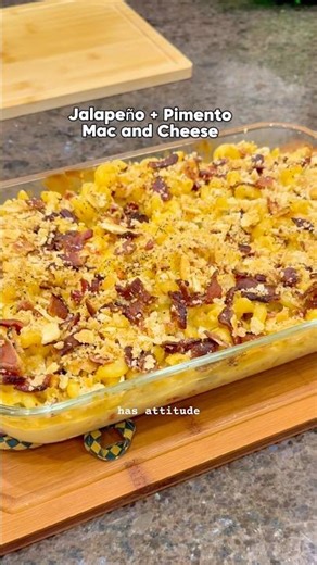 Jalapeño + Pimento Mac and Cheese #recipe in bio #pasta #potluck #macandcheese #spicy #easyrecipe