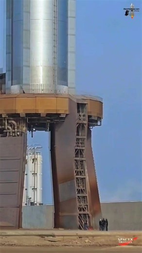 278K views · 7.3K reactions | Wanna know how big the Starship really is? Check out this video.  Starship Gazer for Space FrontPage #SpaceX #Starship #Starshiplaunch #Space #CountdownToLaunch #countdown #photography #inspiration #innovation #construction #launch | Space FrontPage | Facebook