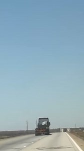 🚗 Road Rage Awareness: Stay Safe! Aggressive driving can result in accidents. Ensure your safety by: avoiding aggression, remaining calm and not engaging, considering the consequences, and reporting poor driving behavior to the Johannesburg Metropolitan Police Department - JMPD or changing lanes if confronted. #SaferJoburg #JoburgRoadSafety ^MR | City of Joburg