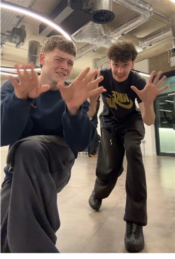 Dancing Challenge Day 764: Michael Jackson Tribute