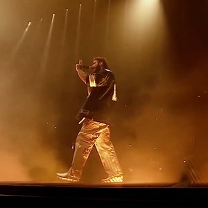 14K views · 783 reactions | Post Malone - Circles (Runaway Tour) | 푷푶푺푬푹 | Facebook