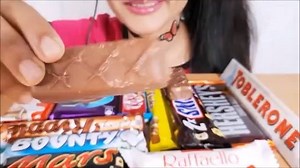 12K views · 161 reactions | ASMR:CHOCOLATE EATING (SNICKERS,DAIRYMILK OREO,HERSHEYS,BOUNTY) NO TALKING | Mukbang | Facebook