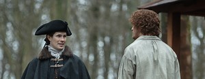 Outlander saison 4 : Une “amitié spéciale” entre John et Jamie (spoilers et promo)