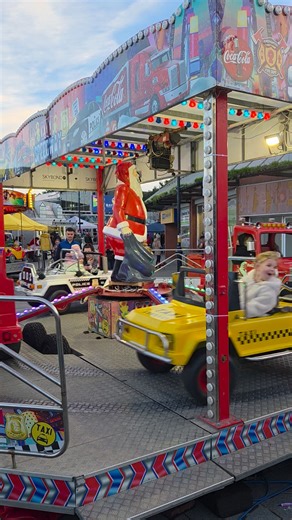 🎅✨ Santa’s Festive Funfair is OPEN TODAY! We’re back for our FINAL DAY, and we’d love to see you there! Come and soak up the festive atmosphere, enjoy the fun, and make some last magical Christmas memories 🎄🎡 🎡 FREE festive funfair rides for children 👜 Stalls to explore 📅 Today – 21st December ⏰ 10am – 4pm 📍 Seaview Road, Colwyn Bay Bring the family, wrap up warm, and join us for a fun-filled festive day 🎄✨ | Together For Colwyn Bay