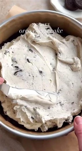 🍪 Decadent No-Bake Oreo Cheesecake 🍫