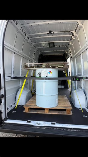 Louisiana delivery. 🚚🛢️ #cargovanbusiness #apexde #freight #cargo #expeditedfreight