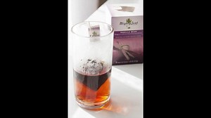 Making a cool glass of iced tea using a Mighty Leaf tea pouch is as easy as 1-2-3-4. Vanilla Bean demonstrates. 1 - Pour 6 ounces of 212F water over the tea pouch™. 2 - Steep to the desired time on the tea tag. 3 - Discard the tea pouch. 4 - Fill the glass with 8 ounces of ice. | Mighty Leaf Tea