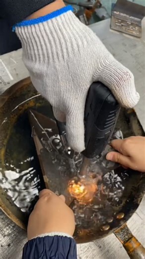 Funnylaser | Laser welding💥💥💥💥💥 #laser #welding #laserwelding #laserwelder #laserweldingmachine #3in1laserwelder #handheldlaserweldingmachine... | Instagram