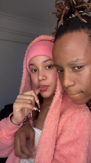 Tonia and Sean MMG: A Heartwarming Duo