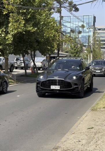 Aston Martin DBX 707: Luxury and Performance Redefined