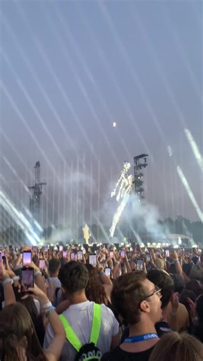 concerto della vita 🌕#afterhourstildawnstadiumtour #abeltesfaye #milano #theweekend