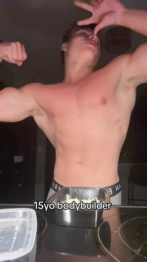 looking nice #gym #2010 #biceps