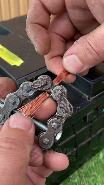 The hidden workshop use for motorcycle chains #InnovationHack #WorkshopLife #PracticalSkills