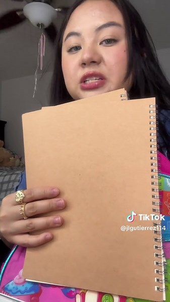 simple walkthrough of my senior backpack! let me know in the comments for any questions :) this is a draft from july :,(