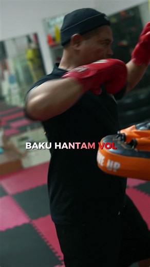 Pertandingan Seru Bazzo vs Timur Style di Jakarta