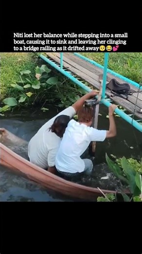 Lost Balance, Boat Sinks! Woman Left Clinging to Bridge After Dinghy Disaster 😱