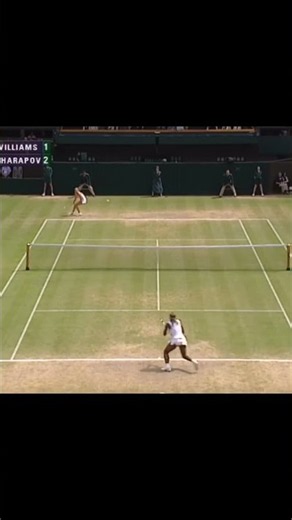 Maria Sharapova’s Stunning Forehand Slice Winner vs Serena | Wimbledon Final 2004 🎾 #tennisshorts
