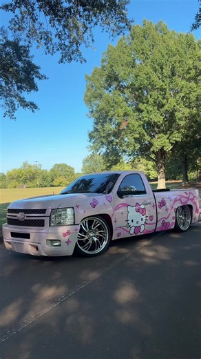 Hello Kitty Pink Truck Intro Ideas