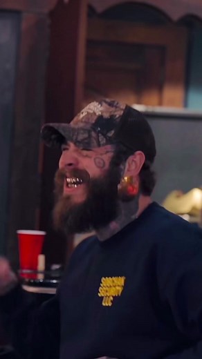 Somebody Pour Me a Drink - Post Malone & Blake Shelton Country Music