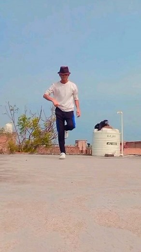 Animal movie soundtrack snake beat dance 🐍💥🔥... . . #dance #trending #trendingreels #trendingnow #explorepage #viralreels #reelsindia #reelkarofeelkaro #instagram #reelsindiaofficial .... | Jaihemant Singh