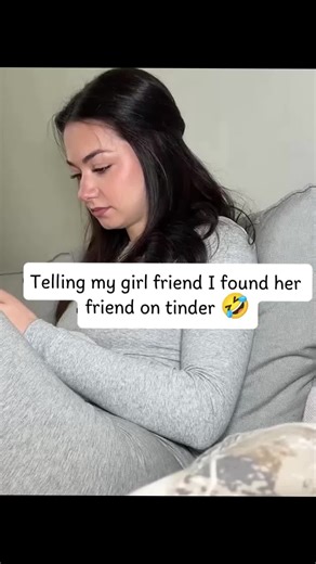 Tinder prank girl friend 😂 #funny #prank #prankvideo #funnymoments #funnytiktok #sofunny #relax #funnyreaction #trending #viral