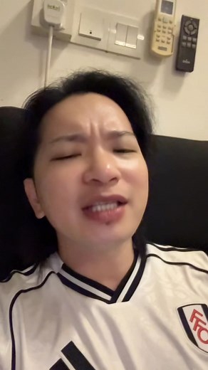 199K views · 3.8K reactions | 啊来 我讲我的看法 ，做人很简单 只要不偷不抢不骗 努力 往自己的路线 奔跑 敢敢踏出你的第一步 追求自己的梦想 总有一天会找到自己的路 加油 #带你一起趴趴走 自创作曲 完整版  https://youtu.be/L5_hqP2WDHk?si=XcY2YHvrxMoSktdW #敢敢哥daredarebro | 敢敢哥daredarebro | Facebook