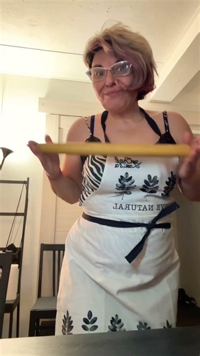 Chefs apron. Фартук для шефа Ларисы. Вышивка на фартуке бисером