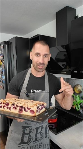 Nálatok ki csap le először a süti szélére? 😁